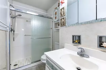 1208  Kane St, La Crosse, WI 54603 - Photo 7