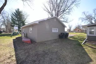 429 S Whiton St, Whitewater, WI 53190 - Photo 29
