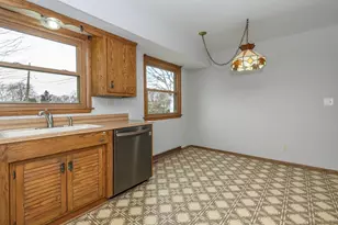 W183N9013 Princeway, Menomonee Falls, WI 53051 - Photo 17