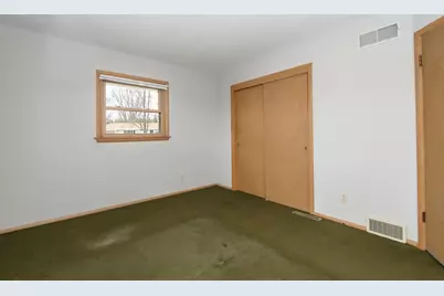 W183N9013  Princeway -, Menomonee Falls, WI 53051 - Photo 23
