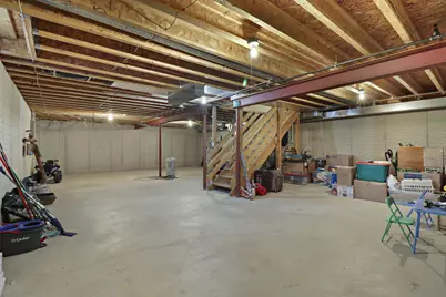 6366  Ambassador Ln, Racine, WI 53402 - Photo 17