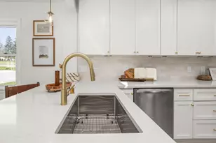 2285 N 166th St, Brookfield, WI 53005 - Photo 5