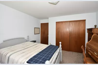 W197N16455  Hawthorne Cir, Jackson, WI 53037 - Photo 43