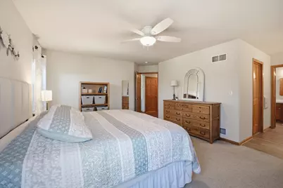 W348N5818  Snapdragon Ct, Oconomowoc, WI 53066 - Photo 17