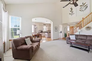 W348N5818 Snapdragon Ct, Oconomowoc, WI 53066 - Photo 7