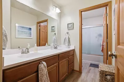 W348N5818  Snapdragon Ct, Oconomowoc, WI 53066 - Photo 29