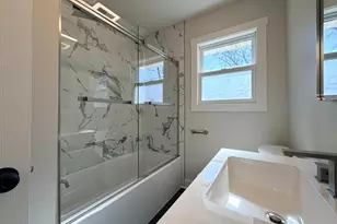 1028 Oakland Ave, Waukesha, WI 53186 - Photo 11