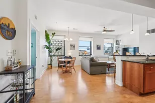 606 W Wisconsin Ave, Milwaukee, WI 53203 - Photo 11