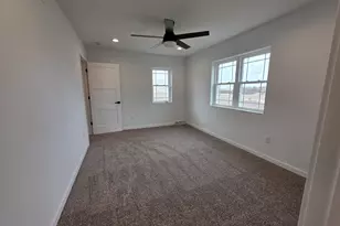 1876 Shyanne Ct, Hartford, WI 53027 - Photo 19