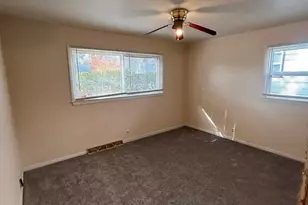 5822 N 62nd St, Milwaukee, WI 53218 - Photo 5