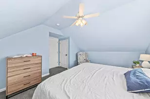 2372 S 66th St, West Allis, WI 53219 - Photo 21