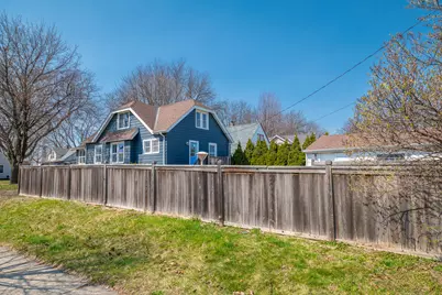 2372 S 66th St, West Allis, WI 53219 - Photo 29