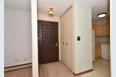 11927 W Appleton Ave #6, Milwaukee, WI 53224 - Photo 5