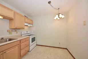 11927 W Appleton Ave, Milwaukee, WI 53224 - Photo 13