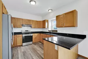 7809 E Wind Lake Rd, Racine, WI 53185 - Photo 11