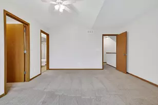 7809 E Wind Lake Rd, Racine, WI 53185 - Photo 19