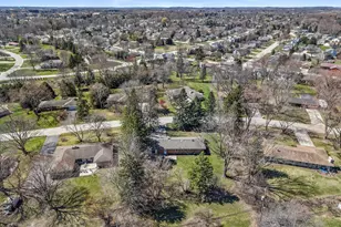 W151N7824 Hilltop Dr, Menomonee Falls, WI 53051 - Photo 41