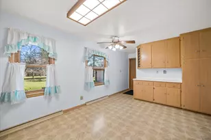 W151N7824 Hilltop Dr, Menomonee Falls, WI 53051 - Photo 21