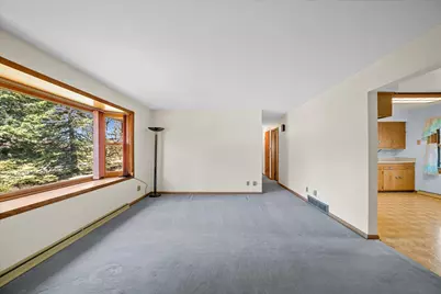 W151N7824  Hilltop Dr, Menomonee Falls, WI 53051 - Photo 15