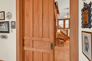 2735 N Farwell Ave, Milwaukee, WI 53211 - Photo 17