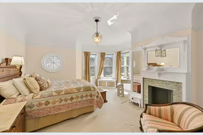 2735 N Farwell Ave, Milwaukee, WI 53211 - Photo 25