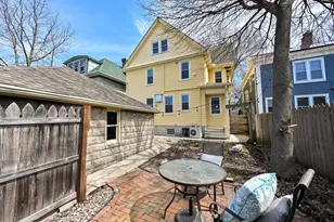 2735 N Farwell Ave, Milwaukee, WI 53211 - Photo 37