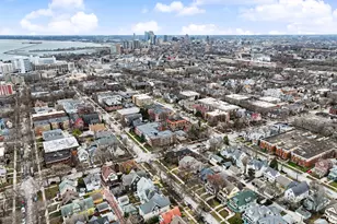 2735 N Farwell Ave, Milwaukee, WI 53211 - Photo 51