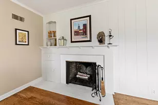 5347 N Santa Monica Blvd, Whitefish Bay, WI 53217 - Photo 7