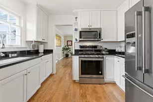 5347 N Santa Monica Blvd, Whitefish Bay, WI 53217 - Photo 17