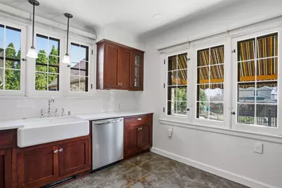 228 N Pinecrest St, Milwaukee, WI 53208 - Photo 17