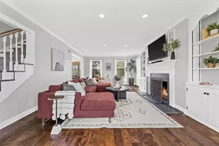 10223 N Range Line Ct, Mequon, WI 53092 - Photo 3