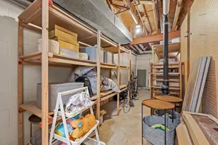 10223 N Range Line Ct, Mequon, WI 53092 - Photo 59