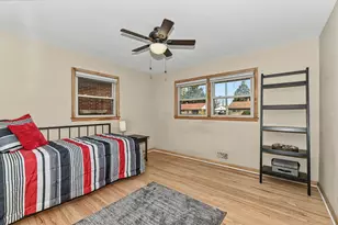 3923 E Iona Terrace, Cudahy, WI 53110 - Photo 17