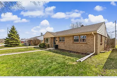 3923 E Iona Ter, Cudahy, WI 53110 - Photo 33