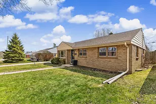 3923 E Iona Terrace, Cudahy, WI 53110 - Photo 33