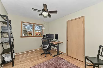 3923 E Iona Ter, Cudahy, WI 53110 - Photo 19