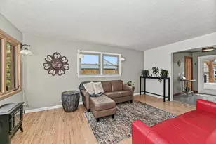 3923 E Iona Terrace, Cudahy, WI 53110 - Photo 5