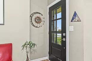 3923 E Iona Terrace, Cudahy, WI 53110 - Photo 3