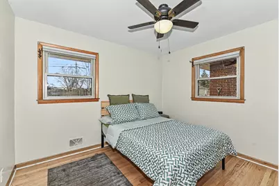 3923 E Iona Ter, Cudahy, WI 53110 - Photo 15