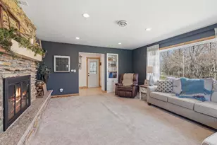 N59W39568 Laketon Ave, Oconomowoc, WI 53066 - Photo 25