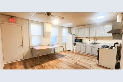 403  6th St, Racine, WI 53403 - Photo 17