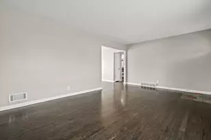 10303 W Leon Terrace, Milwaukee, WI 53224 - Photo 7