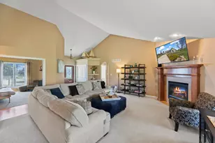 N86W27678 Meadowview Ct, Lisbon, WI 53029 - Photo 3