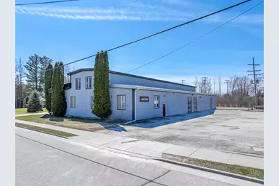 310 S 10th St, Oostburg, WI 53070 - Photo 1