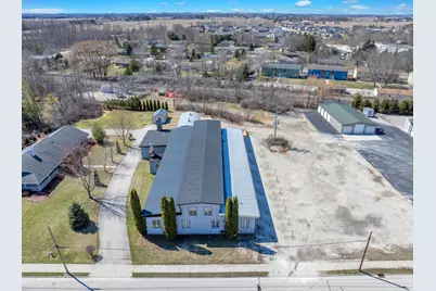 310 S 10th St, Oostburg, WI 53070 - Photo 35