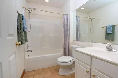 6423  Anforest Ln, Racine, WI 53406 - Photo 19