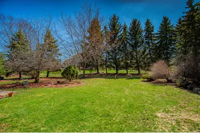 6423  Anforest Ln, Racine, WI 53406 - Photo 23