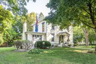 610 Clyman St, Watertown, WI 53094 - Photo 1