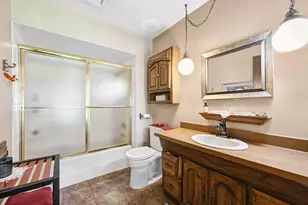 115 S Westwood Ave, Burlington, WI 53105 - Photo 17