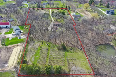 115 S Westwood Ave, Burlington, WI 53105 - Photo 1